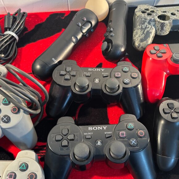 Sony Playstation Controller Lot. Untested. - Picture 4 of 12